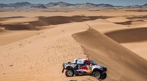 Abu Dhabiban méreti meg magát legközelebb a Toyta Hilux és a Dakar-győztes Nasser-Mathieu páros 